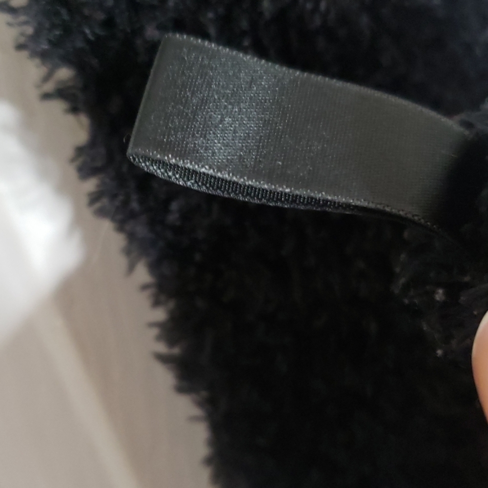 Adorable black teddy scarf 74"L - Picture 4 of 4